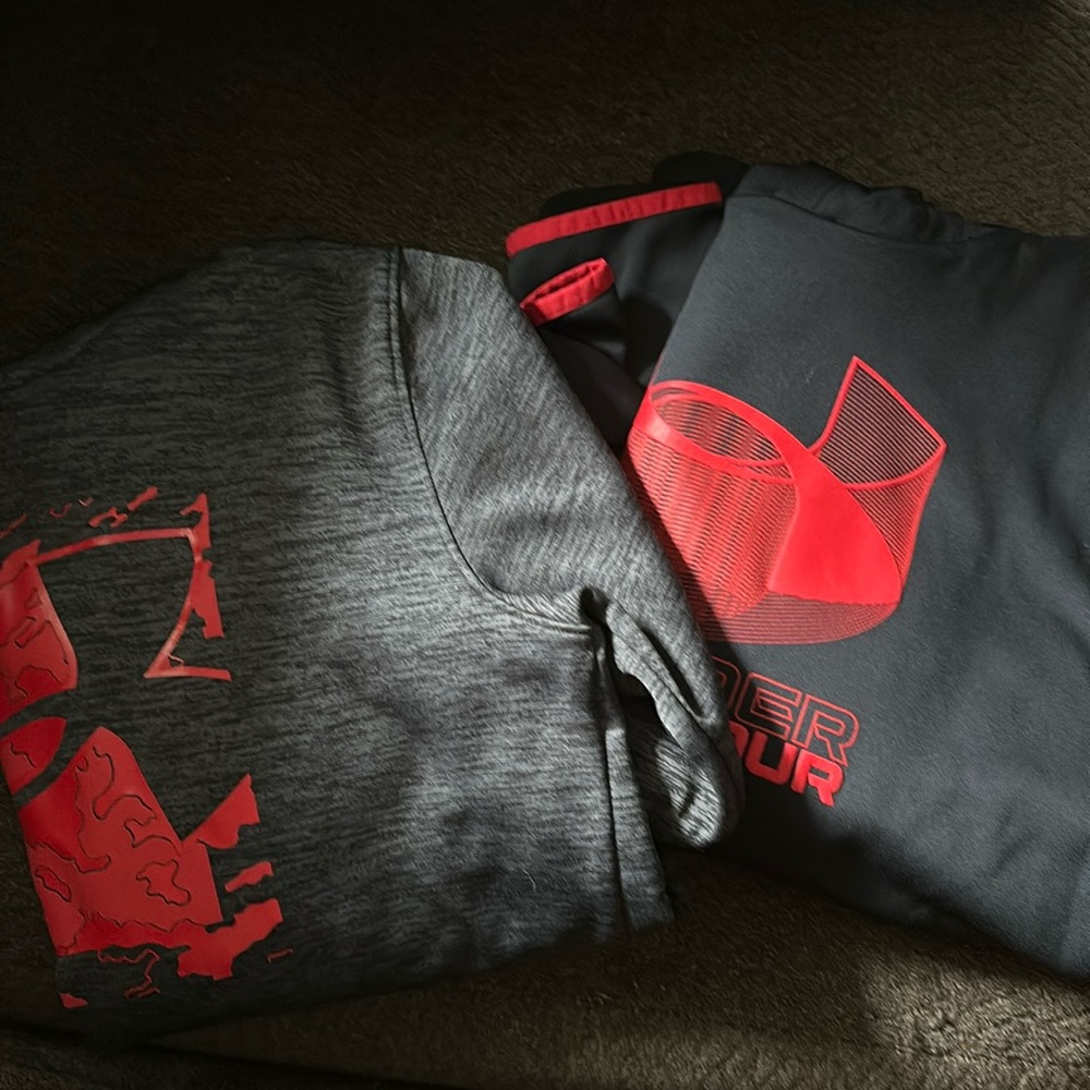 Lot of two under armour  Youth XL pull over hoodies